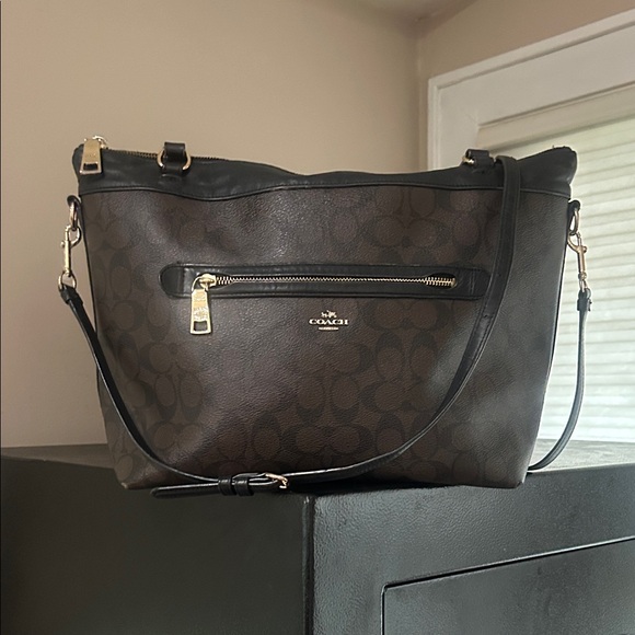 Coach City Tote In Signature Canvas - Black/ Brown - Picture 1 of 13